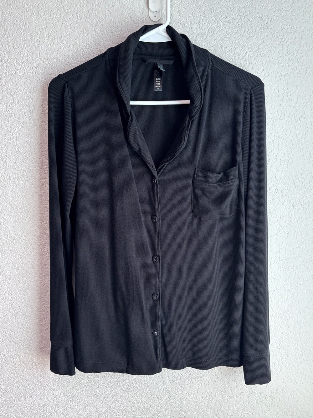 SKIMS Soft Lounge Rib Button Down Pajama Shirt Black Women’s Size XXS